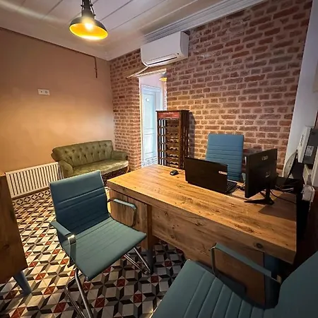 Lovely History İstanbul