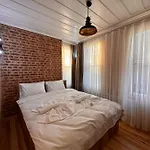 Lovely History Hotel *