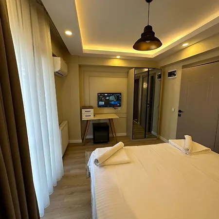 Lovely History Hotel *